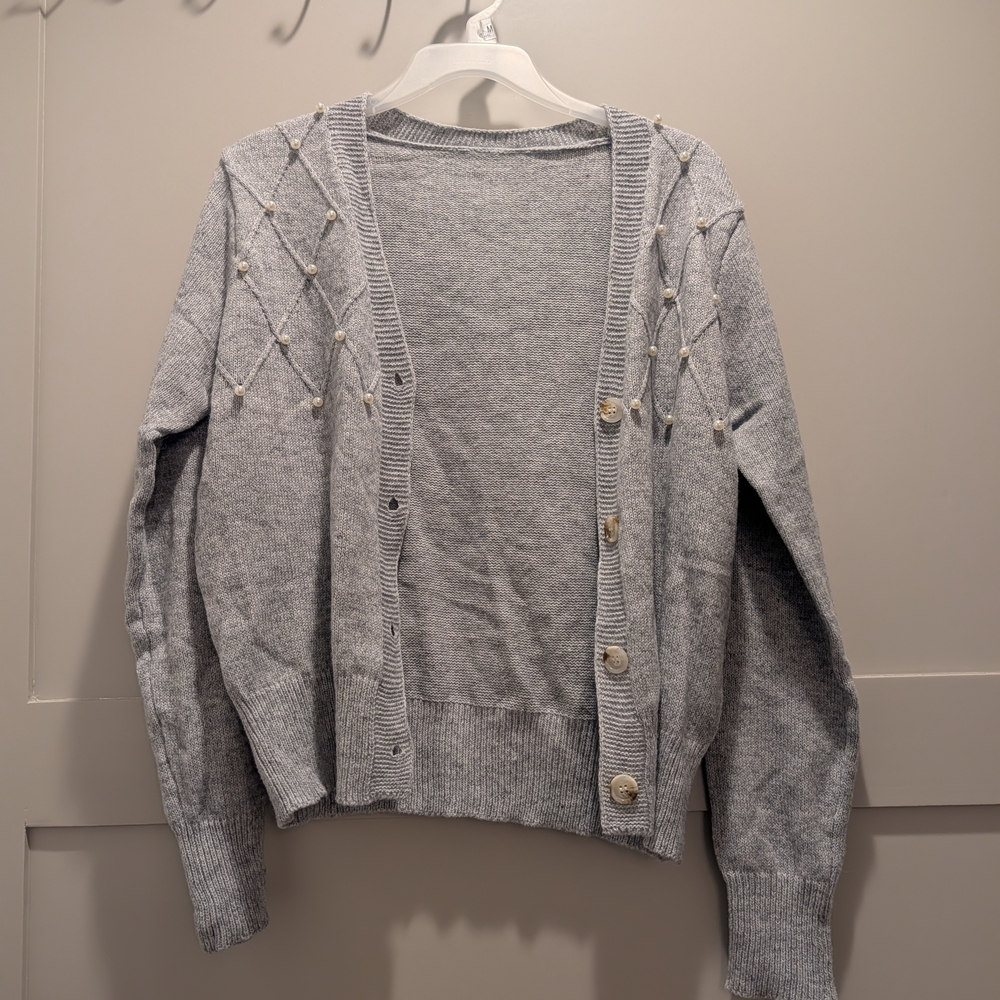 SHEIN Light Gray Knit Cardigan